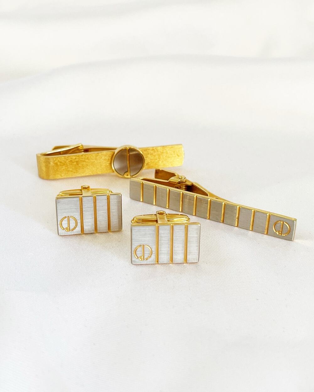 DUNHILL Vintagex Silver Gold Two Tone Lined Logo Rectangular Cufflinks 2 Tie Bar